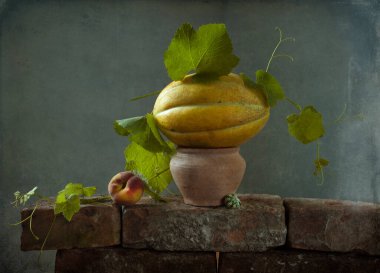 yeşil balkabağı ve vazo 