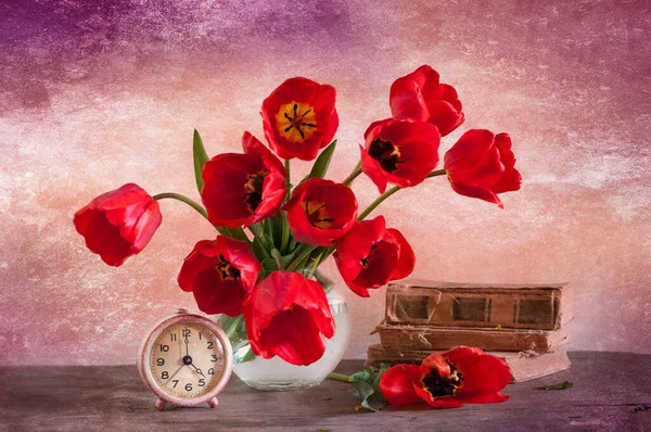 Red Tulips Vintage Background — Stock Photo, Image
