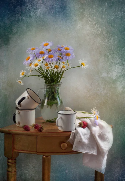 Hayat Bir Fincan Çay Çiçeklerle Dolu — Stok fotoğraf