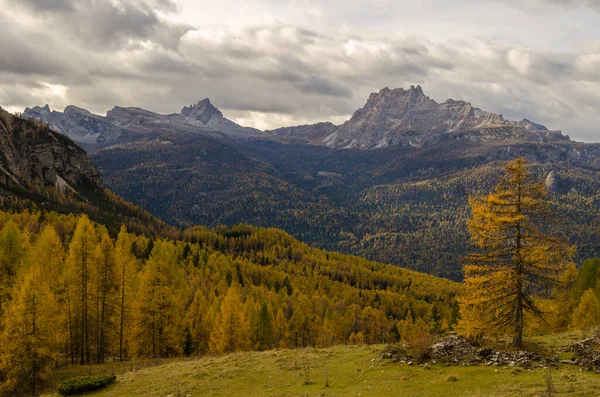 Dolomitské Hory Krásná Krajina — Stock fotografie