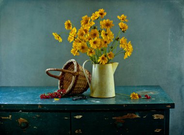 Ayçiçekleri ve çiçeklerle dolu bir hayat 