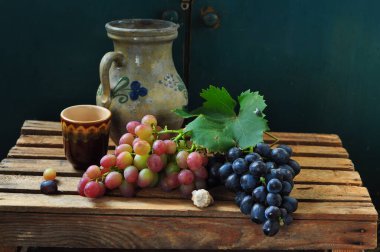 şarap ve üzüm kırsal arka planda