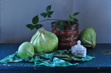 fresh ripe figs on the table