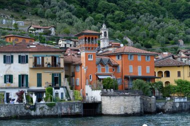 İtalya, como (como). Şehir ve göl manzarası