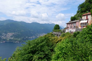 Kotor şehrinin güzel manzarası, mongol.