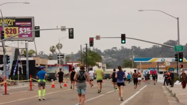 2023 Rock Roll San Diego Marathon Morena Blvd — Stockvideo
