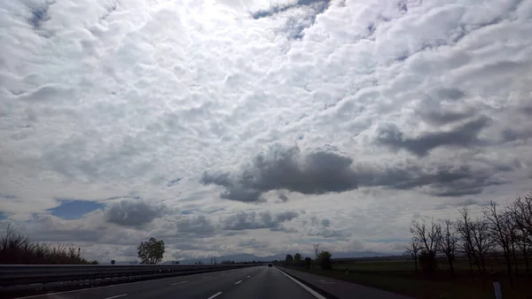 Deserted Highway Cloudy Skies — Stock Photo, Image
