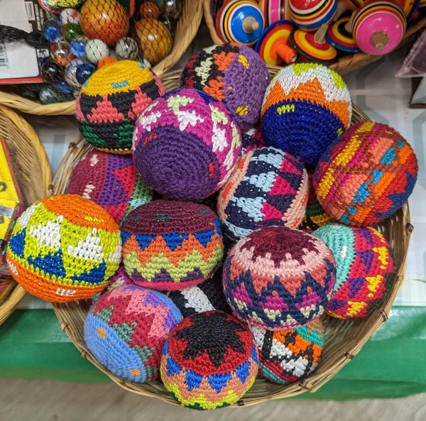 Coloridas Bolas Tradicionales Punto Lana Puesto Del Mercado Mexicano —  Fotos de Stock