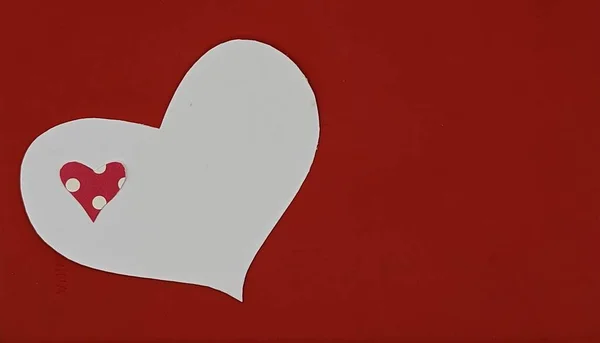 Winzige Rote Und Weiße Punkte Herz Einem Weißen Herzen Auf — Stockfoto