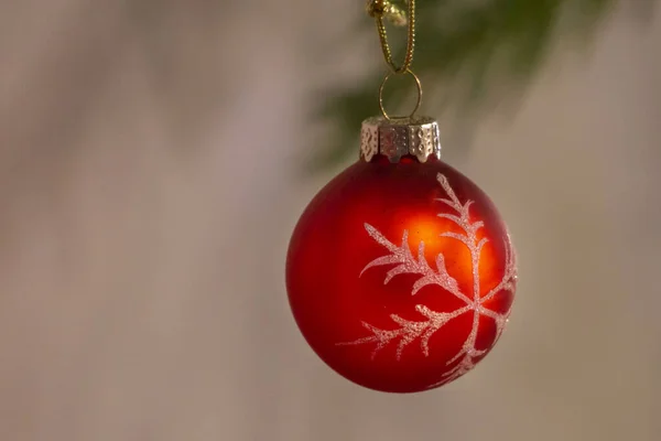 Beautiful Colored Christmas Baubles Illuminated Christmas Tree Light Dark Time — Stock Photo, Image