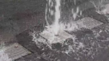 Yol kenarı Çeşmeleri: Çocuklar için Neşeli Zevk