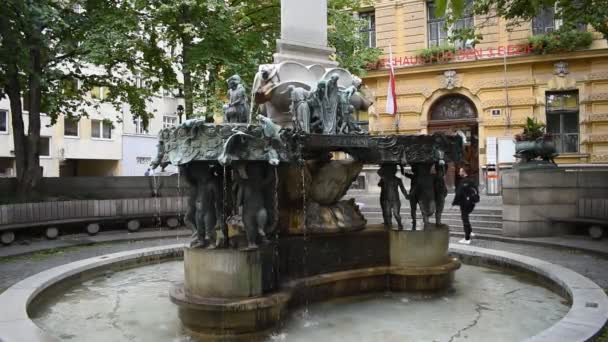 Bécs Ausztria 2023 Augusztus Karl Borromus Szökőkút Art Nouveau Marvel — Stock videók
