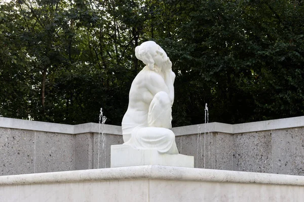 Βιέννη Αυστρία Αυγ 2023 Schubert Fountain Αυτή Κρήνη Διαθέτει Ένα — Φωτογραφία Αρχείου