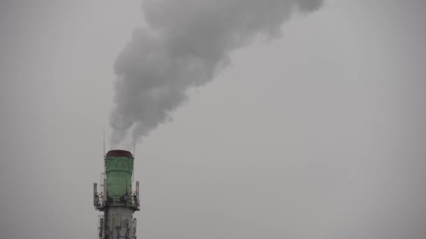 Rök Kommer Skorstenarna Förorenande Luft Tegel Fabriker Rör Kol Gruva — Stockvideo