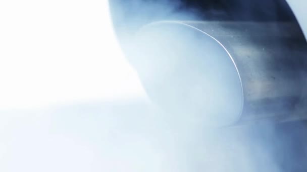 Zbliżenie Samochodu Opary Spalin Rury Wydechowej Zanieczyszczenie Środowiska Tle — Wideo stockowe
