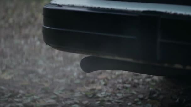 柴油汽车排气管的一氧化碳污染危机 — 图库视频影像