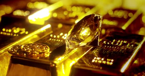 ビジネスや銀行のための黄金のバーとダイヤモンドの金の概念ビデオ — ストック動画