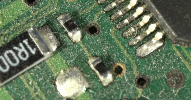 宏视图中的计算机电路板芯片硬件 — 图库视频影像