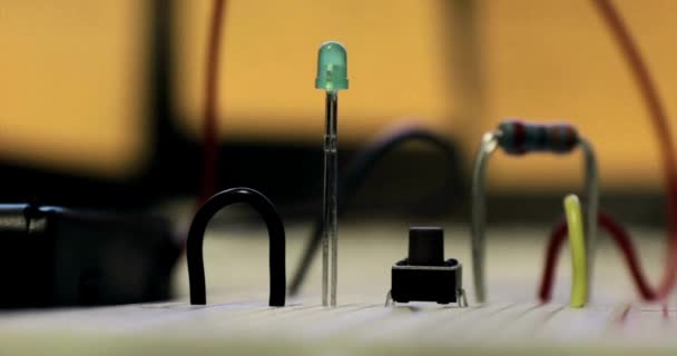 Breadboard Engineer Building Circuits Simple Arduino Homemade Led — Stock Video