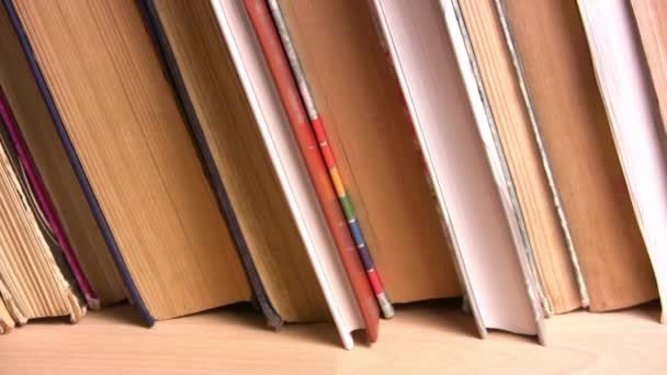 Kütüphane Konsepti Okul Eğitimi Hakkında Kitap Yığını Kağıdın Soyut Arka — Stok video