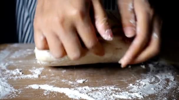 Pasta Impasto Vicino Cinematografica Sul Tavolo Cucina Professionale Artigianale Panetteria — Video Stock