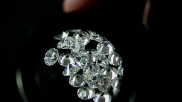 Schmuck Maßstab Glänzende Diamanten Hochzeitsringe Halskette Kragen Diamanten Schöner Verlobungsring — Stockvideo