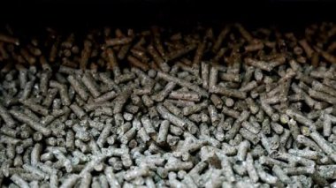 Yakacak odun ve saçma soba ürünleri. biyolojik dünya temiz enerji biyo-yakıt çevresi materyali