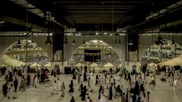 Kaaba Mecka Muslimska Pilgrimer Haram Moskén Makkah Utför Tawaf Hajj — Stockvideo