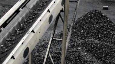 Kömür taşıma bandı makinesi kömür madeni 4k HD yüklüyor