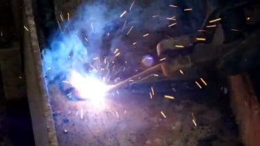 yangın dumanı fabrikası metal çelik iş endüstrisi inşaat malzemeleri fabrikası 4k HD