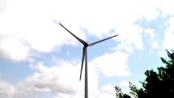 Energi Kinetik Turbin Angin Listrik Bebas — Stok Video