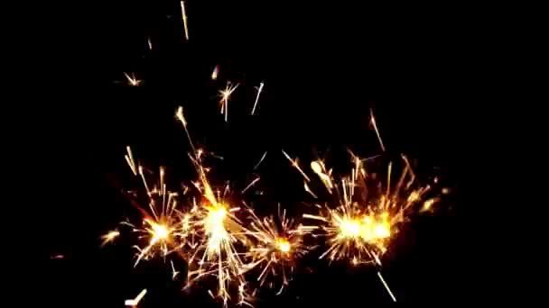 Hermoso Fuegos Artificiales Chispeantes Celebración Fondo Negro Para Fiesta Festiva Metraje De Stock
