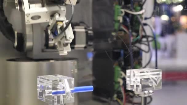 Έννοια Της Βιομηχανικής Παραγωγής Ρομποτικών Μηχανών Τεχνητής Νοημοσύνης Απλοποιεί Την — Αρχείο Βίντεο