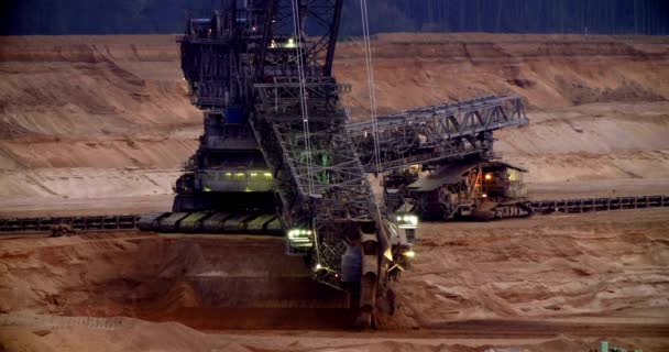 Extraction Nocturne Charbon Roue Géante Pelle Godets Convoyeur Long Mines — Video