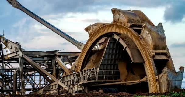 Grande Benna Ruota Escavatore Attrezzature Macchina Mineraria Estrazione Del Carbone — Video Stock