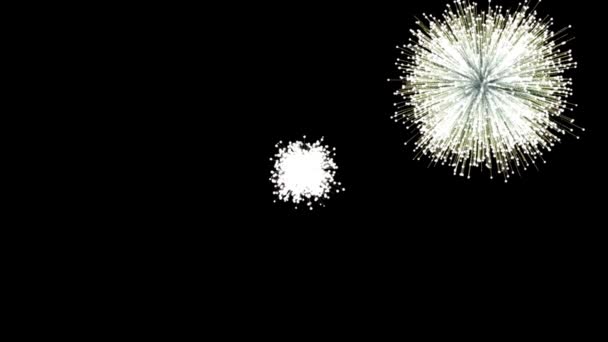 夜空背景假期中的喷火器 火箭和鞭炮 — 图库视频影像