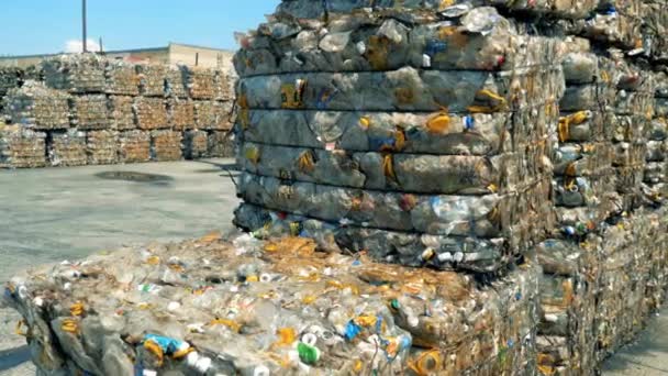 Recykling Odpadów Zakładach Materiałów Wtórnych Fabryka Tworzyw Sztucznych Przemysł Stos — Wideo stockowe
