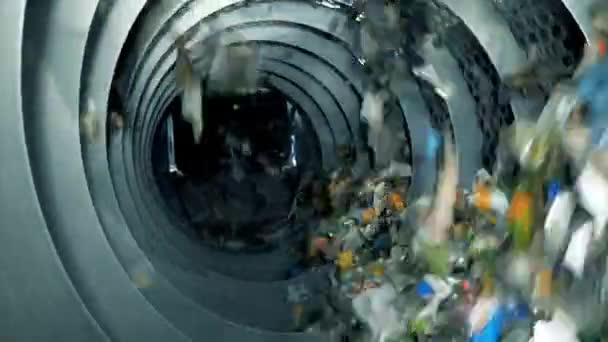 Afvalverwijderingsmachine Recyclingfabriek Die Het Maalproces Wordt Vervoerd — Stockvideo