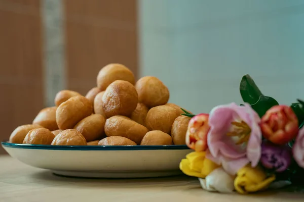 Geleneksel Türk lokumu ve tatlıları, yakın plan.