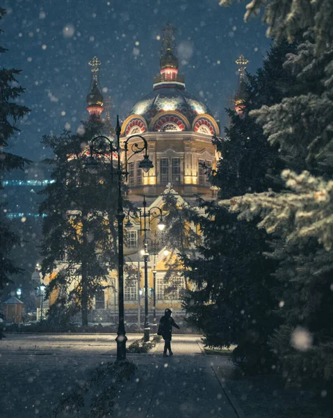 Noel mevsiminde kilise.