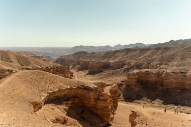 Dağlardaki güzel çöl manzarası
