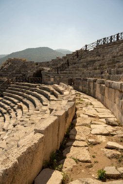 Eski Yunan Delphi tiyatrosunun kalıntıları, Yunan