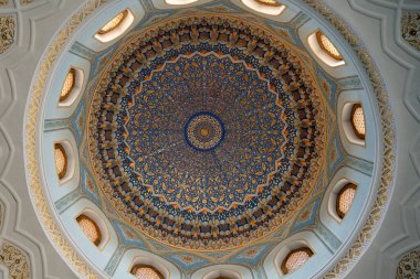 Orta Asya 'daki cami, cami kubbesi.