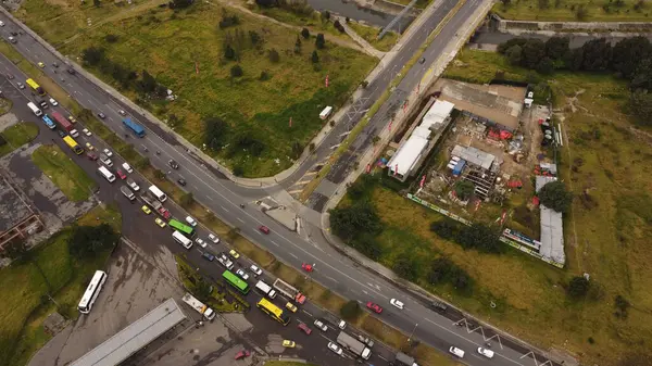 Binaları ve güzel renkleriyle Bogot şehrinin hava fotoğrafçılığı.