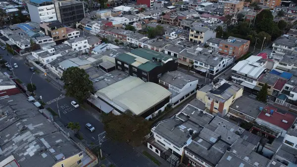 Bogot sokakları, gökyüzü ve binalar yukarıdan alındı