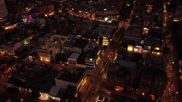 Bogot öğleden sonraları kırmızı binalarıyla