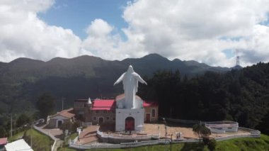 Bogota şehir merkezi binaları monserrate ile