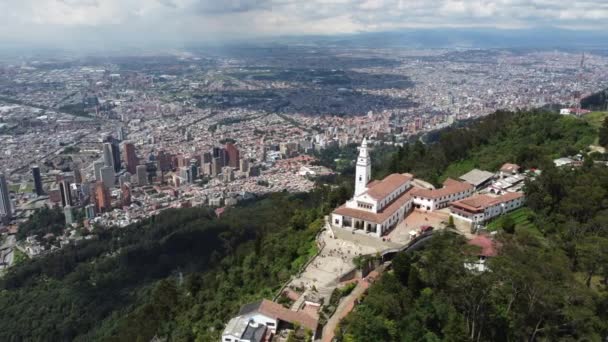 Bogota Stadsutsikt Över Centrum Med Sina Byggnader Monserrate — Stockvideo