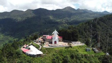 Bogota şehir merkezi binaları monserrate ile