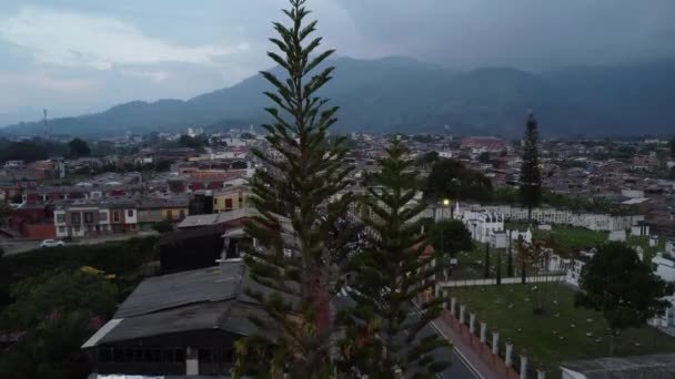 天主教圣周游行游览哥伦比亚城镇 — 图库视频影像
